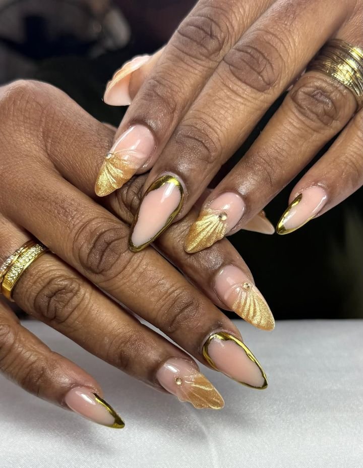 Gold Shell Accent Nails