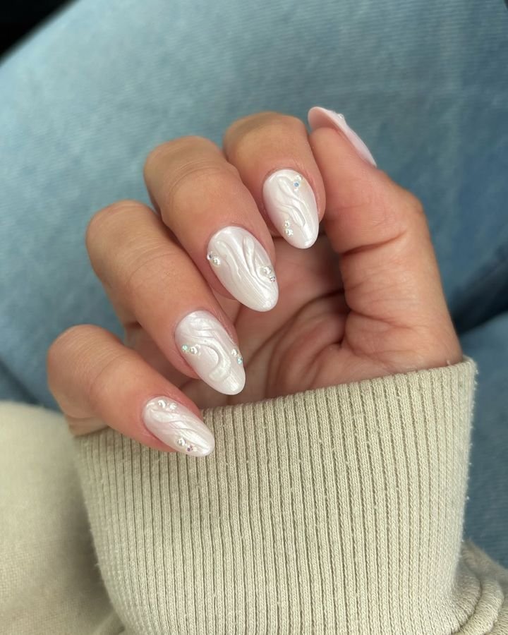Iridescent Pearl Nails