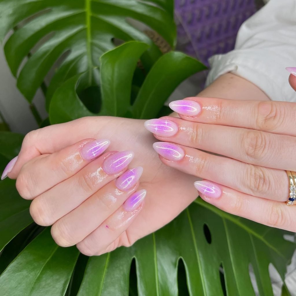 Lavender Blush Aura Nails