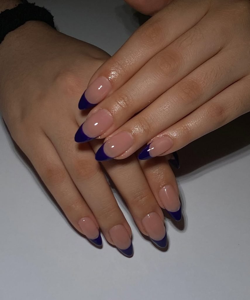  Navy French Tips 