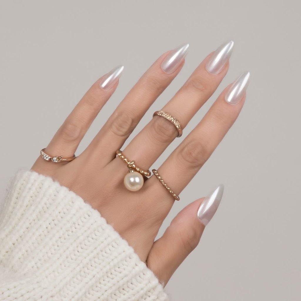 Pearl Aurora Nails