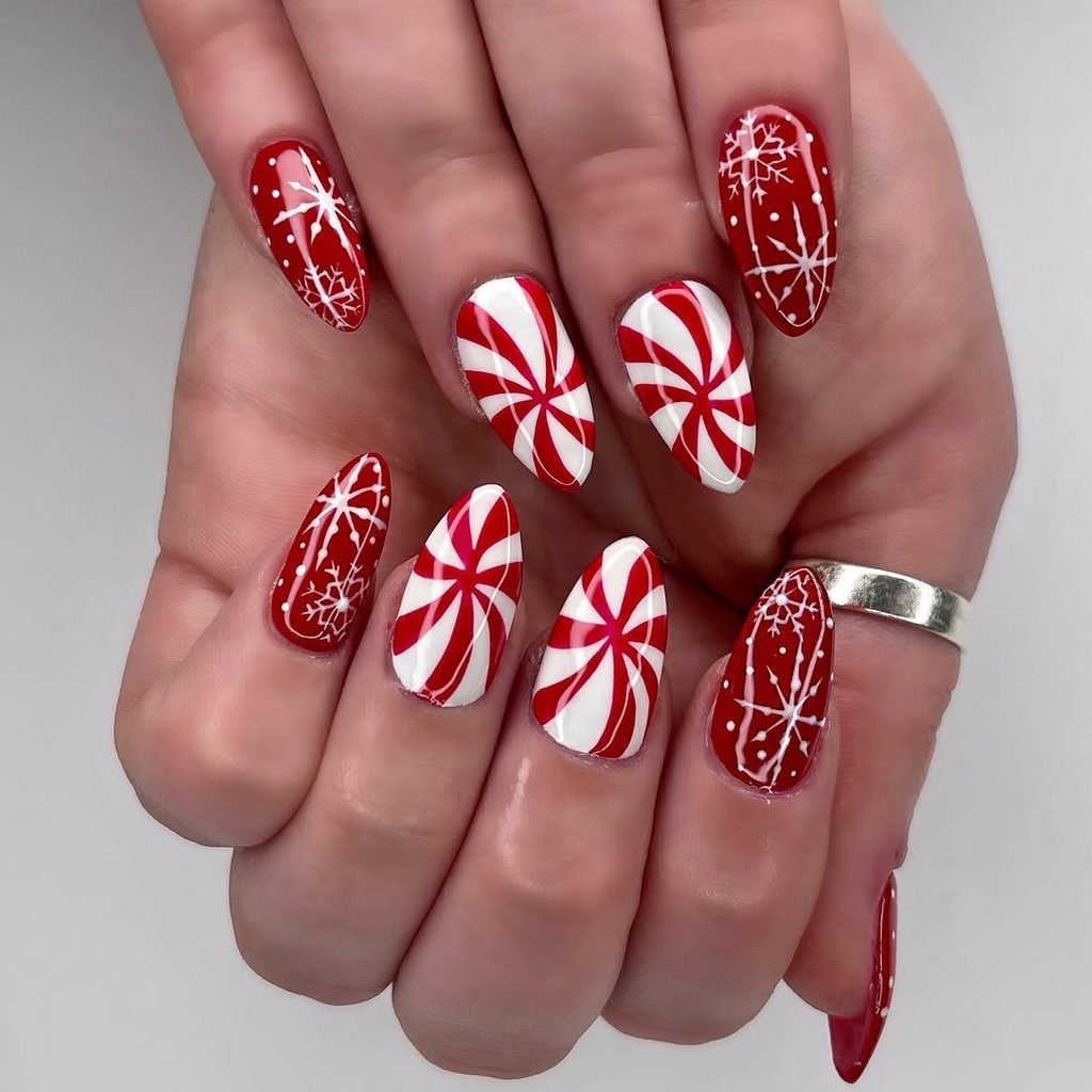 Peppermint Swirl Nails