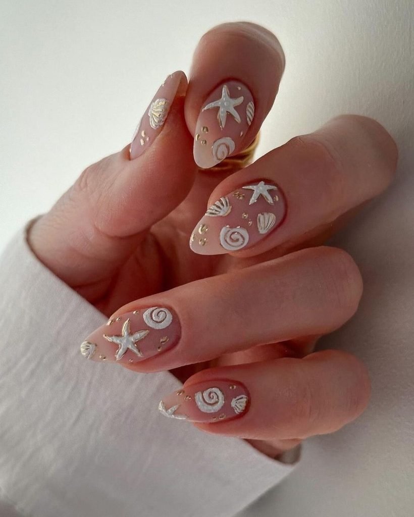 Starfish Accent Nails