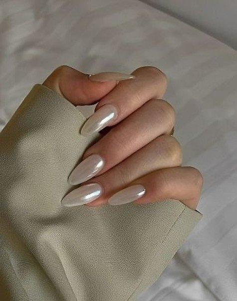  White Witch Pearl Nails White Witch Pearl Nails