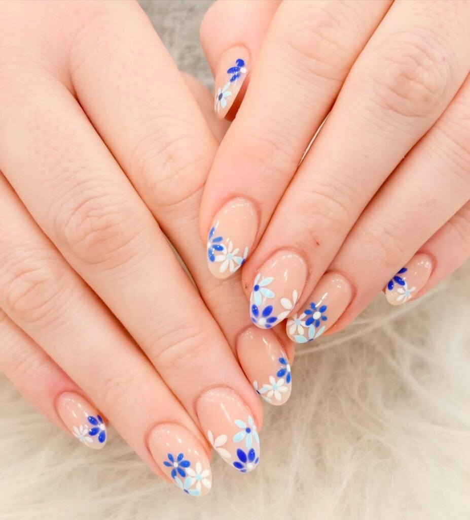Blue Daisy Nails