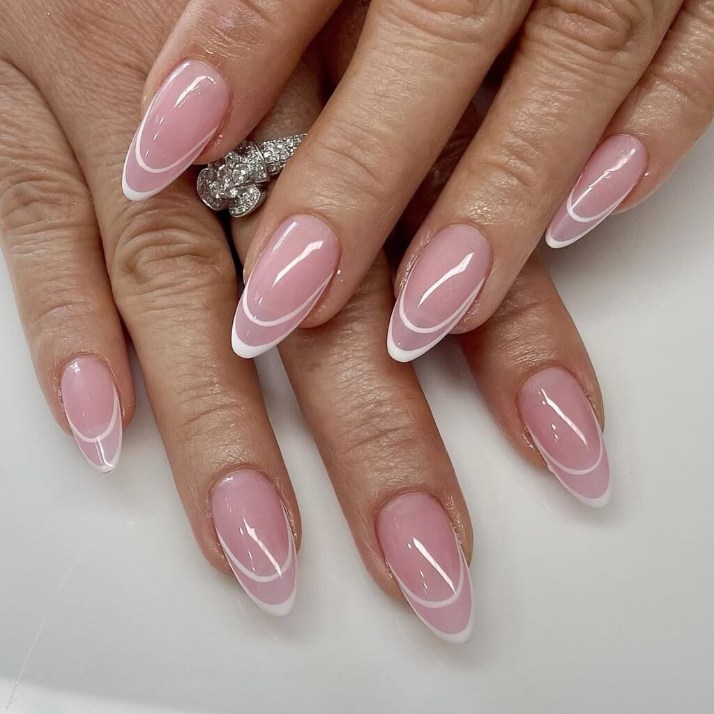 Outline French Tip Nails