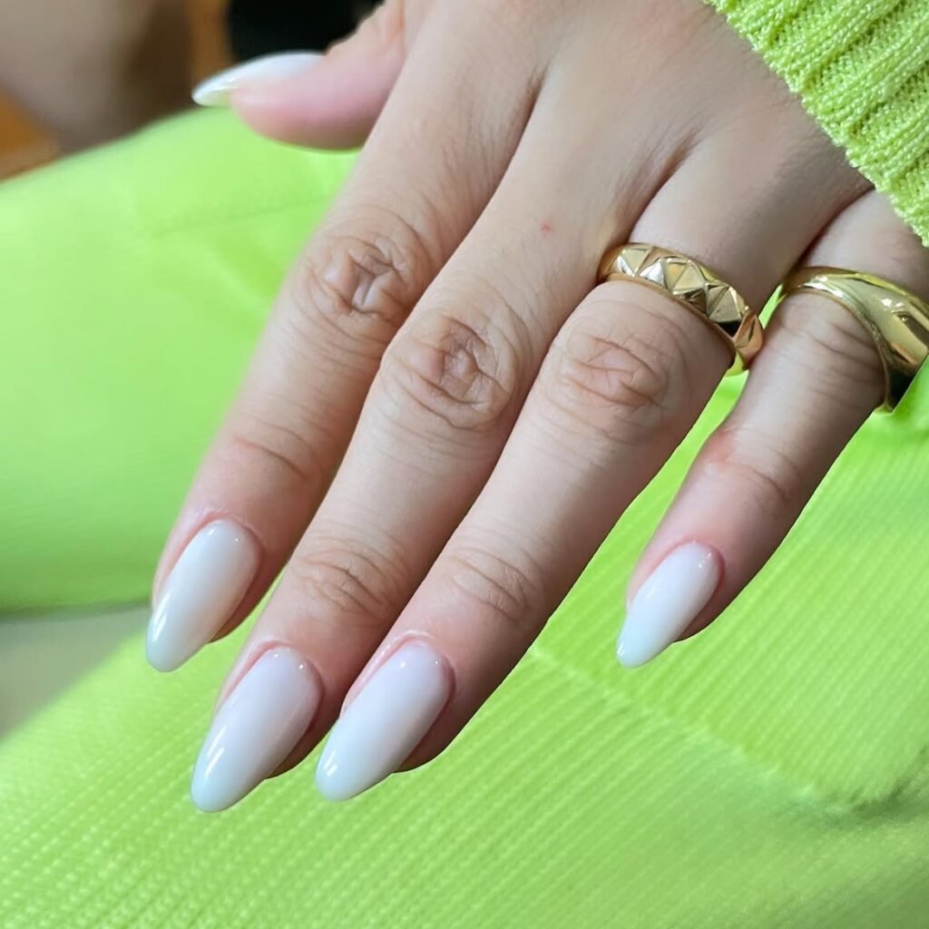Vanilla Cream Nails