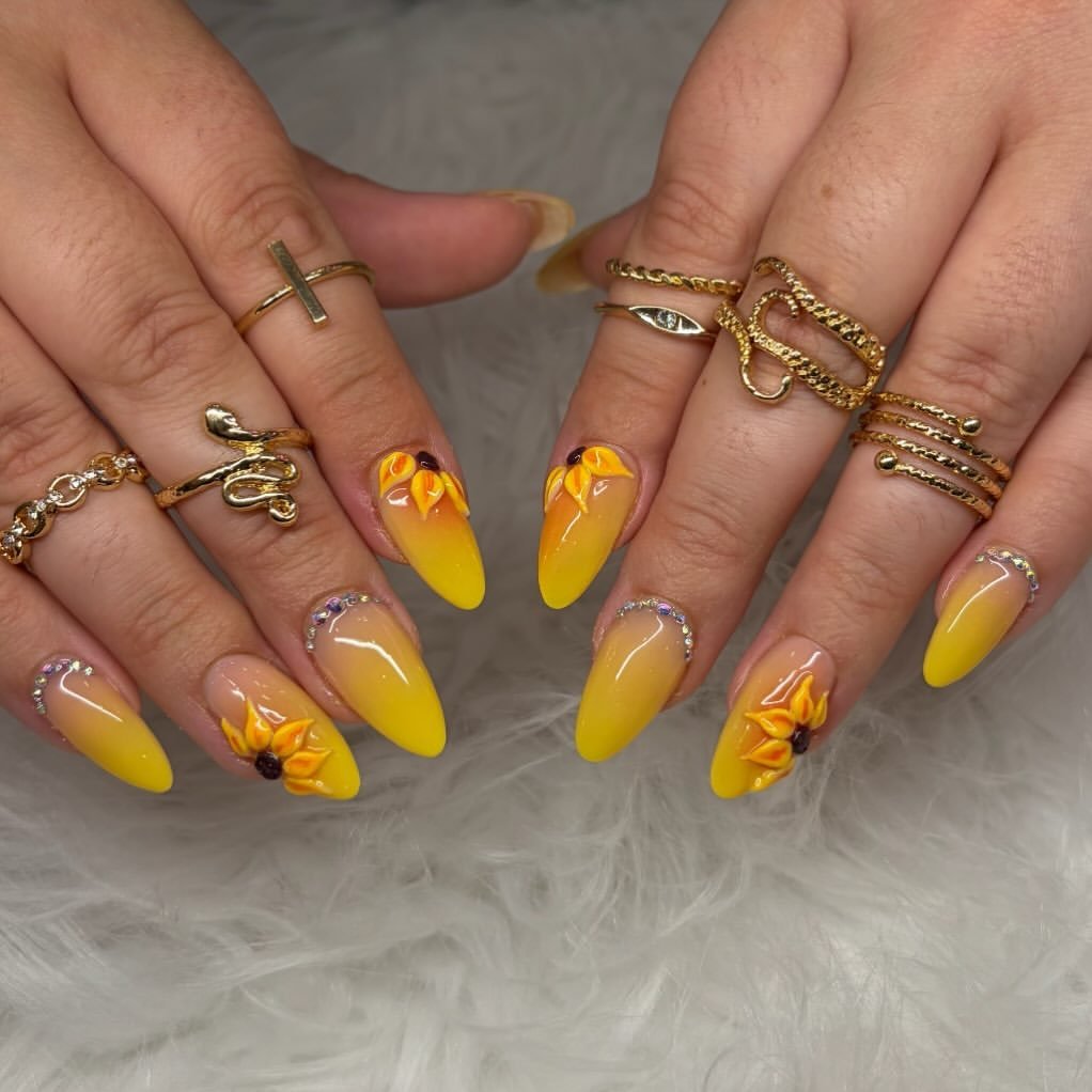 3D Sunflower Nails