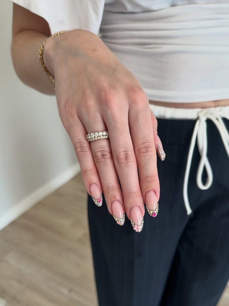  Crystal-Lined French Tip Nails