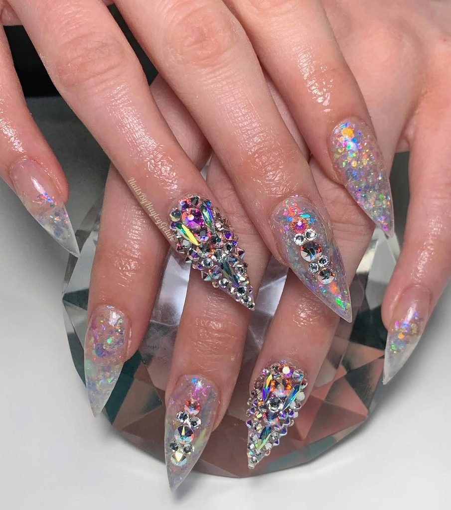 Full-Crystal Accent Nails
