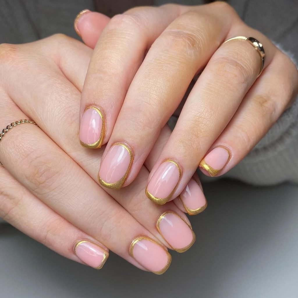 Gold Glitter Frame Nails