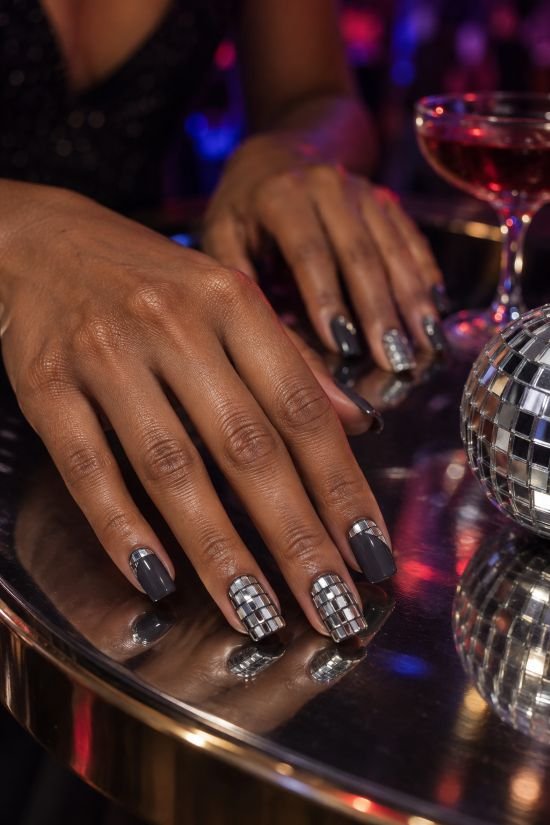 Mirrorball Chrome Mosaic Nails