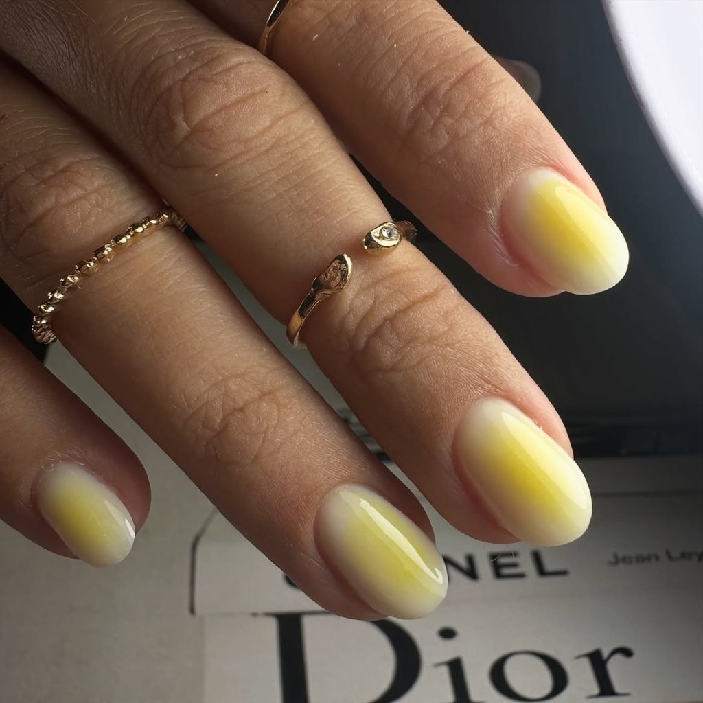 Soft Yellow Aura Nails